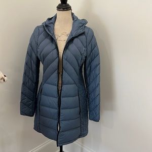 Like New - London Fog - Small